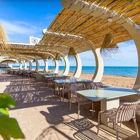 1ªlinea-50m De Playa-reformado-bbq Privada-vistas Al Mar-3 Terrazas Denia