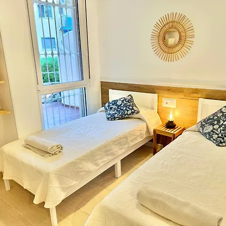 1ªlinea-50m De Playa-210m2 Utiles-bbq Privada-vistas Al Mar-3 Terrazas Apartment Denia